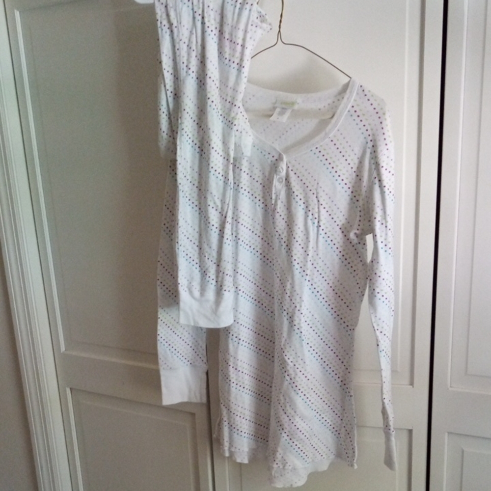 Capelli of New York White Pajama Set